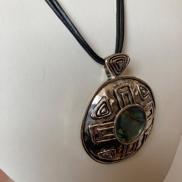 Premier Designs Pendant Necklace Silver Cross Green Shell Inlay Black Cord - Picture 4 of 12